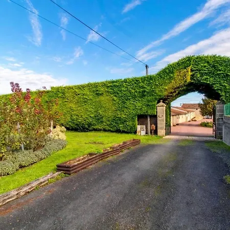 בית נופש Manoir Les Touches -