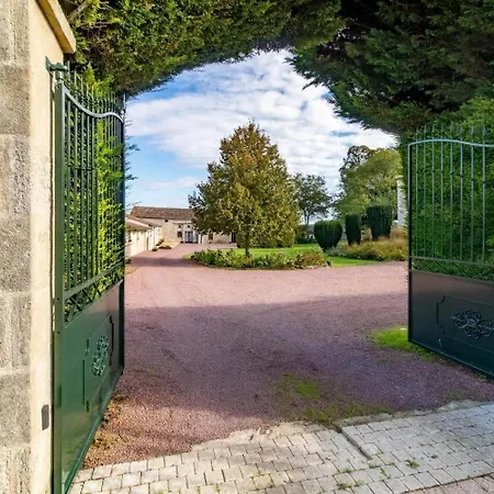 Manoir Les Touches - 펜션