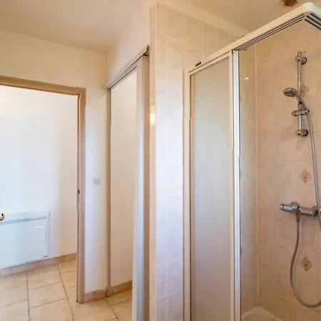 Manoir Les Touches - בית נופש *