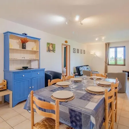 בית נופש Manoir Les Touches - *