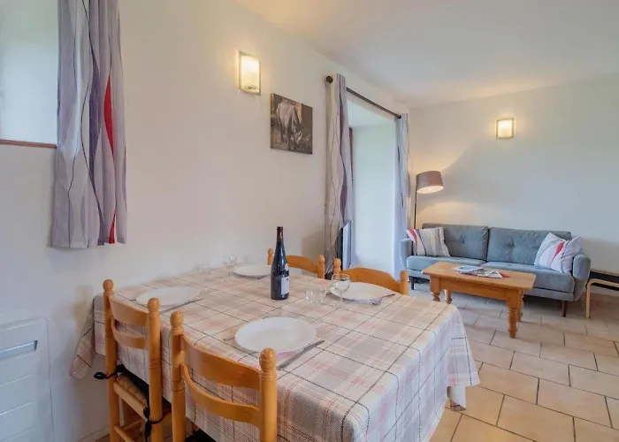 Manoir Les Touches - *